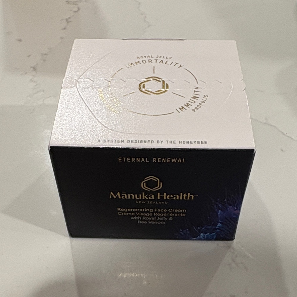 Eternal Renewal Regenerating Face Cream With Royal Jelly & Bee Venom